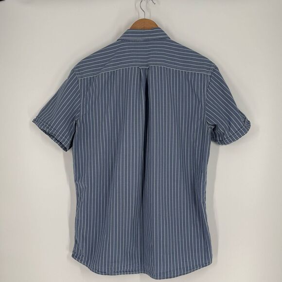 Grayers Clothiers Striped Short Sleeve Button Down Shirt in Blue/White | Large - Picture 3 of 7